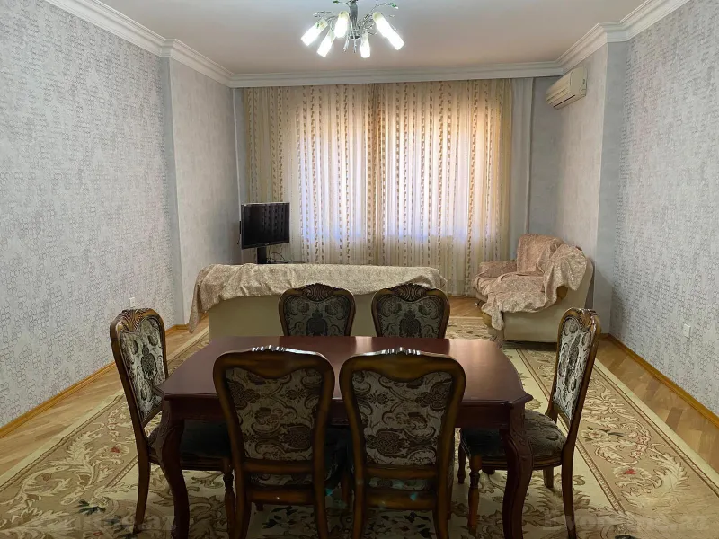 Satılır 3 otaqlı Mənzil Yeni tikili 135 m² Bakı, Yasamal r., Elmlər Akademiyası m — Mənzil, Bakı