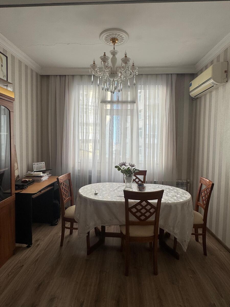 Satılır 3 otaqlı köhnə tikili 70 m² — Mənzil, Bakı (3)