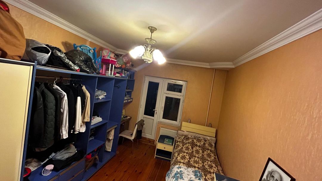 Satılır 4 otaqlı köhnə tikili 100 m² — Mənzil, Bakı (8)