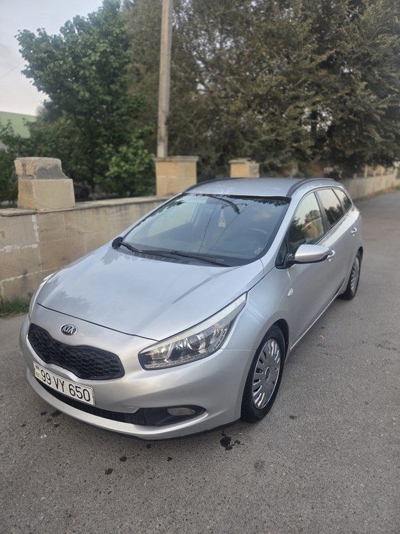 Kia Ceed SW, 1.4 L, 2012 il, 394 482 km 99-VY-650 — Avtomobillər, Bərdə (2)