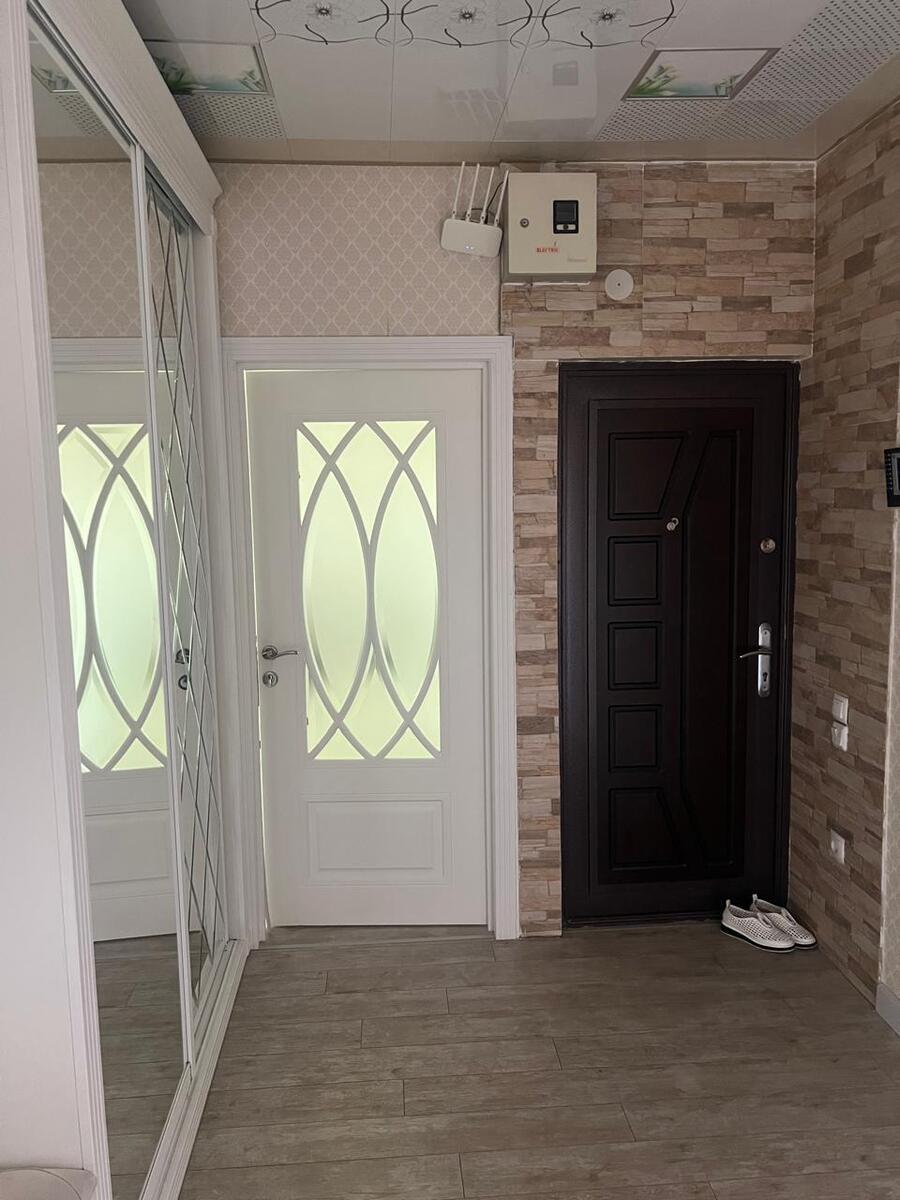 Satılır 4 otaqlı köhnə tikili 110 m² — Mənzil, Bakı (3)