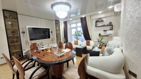 Satılır 3 otaqlı yeni tikili 130 m² — Bakı