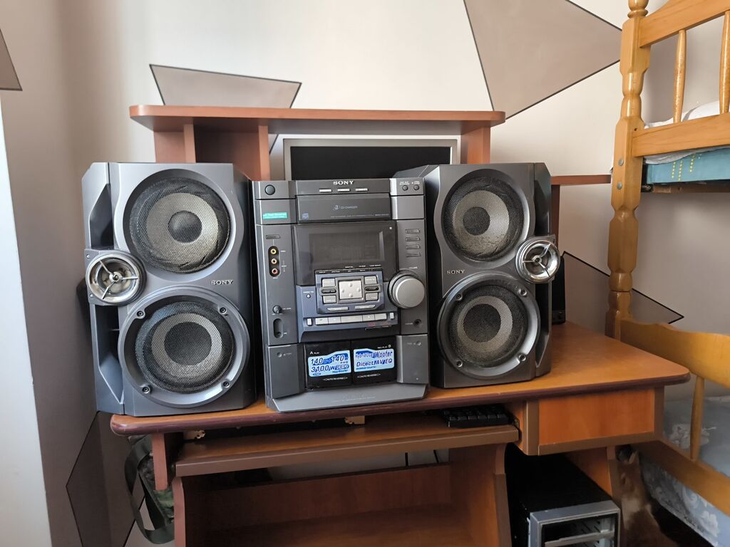 Sony SS-DX50 original kalonkaları satılır. Sony MHC-DX50 musiqi — Akustik sistemlər, Bakı