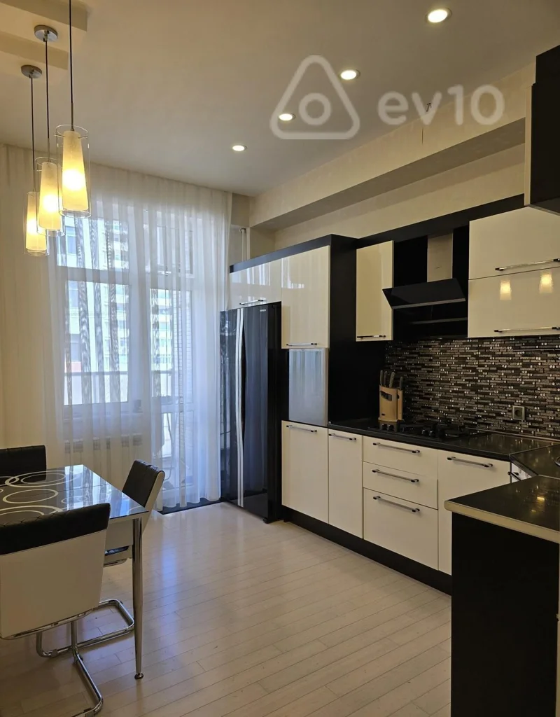 3 otaqlı mənzil, 130 m², Salamzadə — Mənzil, Bakı (6)