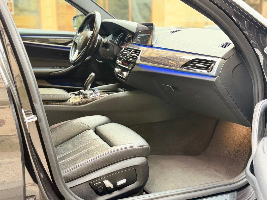 BMW 530, 2.0 L, 2017 il, 160 000 km — Avtomobillər, Bakı (12)