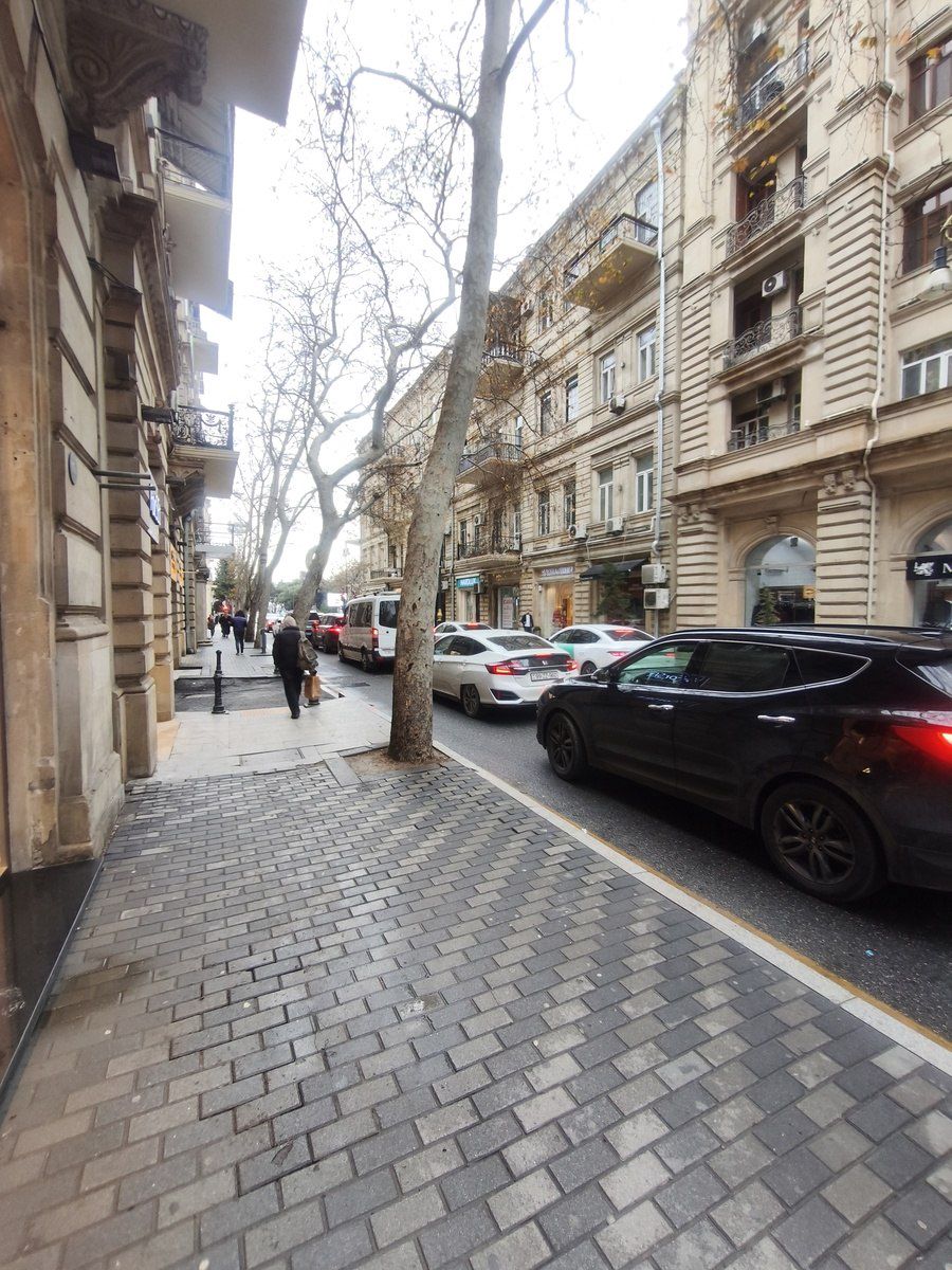 Satılır 2 otaqlı köhnə tikili 54 m² — Mənzil, Bakı (3)