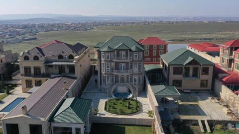 Satılır 7 otaqlı həyət evi/bağ evi 204 m² — Bakı