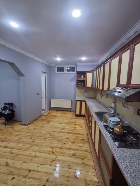 İcarəyə verilir 2 otaqlı həyət evi/bağ evi 70 m² — Bakı