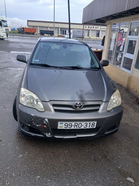 Toyota Corolla, 1.4 L, 2005 il, 500 000 km — Goranboy