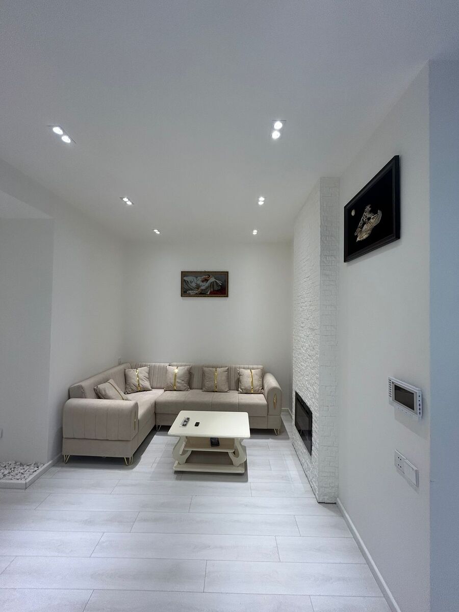 İcarəyə verilir 2 otaqlı yeni tikili 42 m² — Mənzil, Bakı (6)
