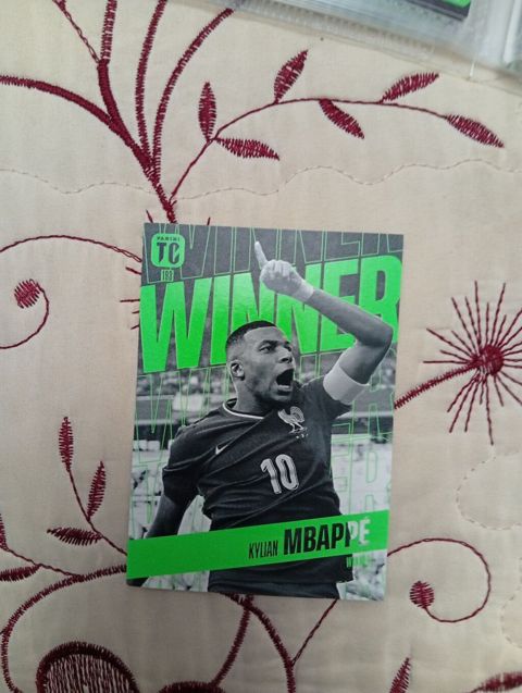 Məhsul: Top Class Panini futbol kartı – “Winner” seriyası, Kylian — Bakı