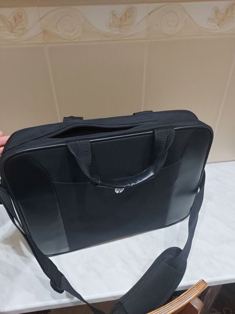 HP noutbuk çantası, istifadə olunmayıb - Rəng: qara - Material: suya — Bakı