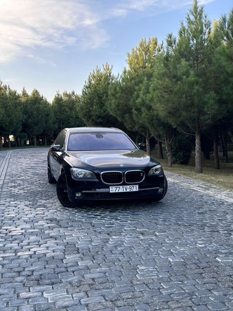 BMW 750, 4.4 L, 2010 il, 197 000 km — Bakı