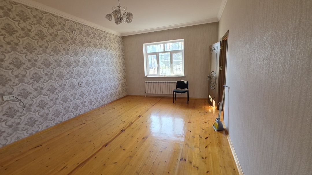 Satılır 4 otaqlı həyət evi/bağ evi 160 m² — Ev, villa, Bakı (2)