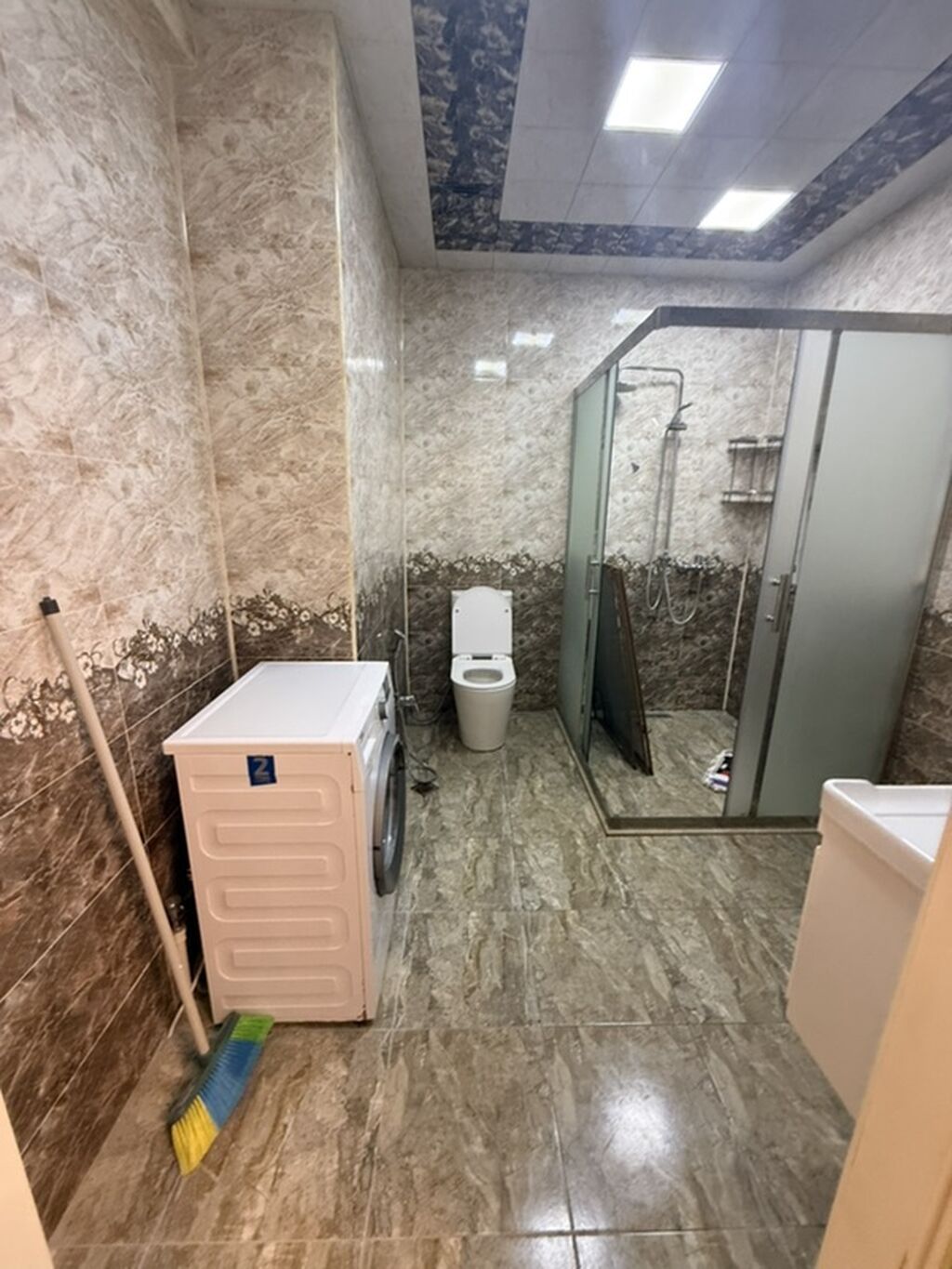 Mənzildə yataq otağı 2 geniş və işıqlı otaq, böyük pəncərə və fransız — Yataq otağı mobilya dəstləri, Masazır (9)