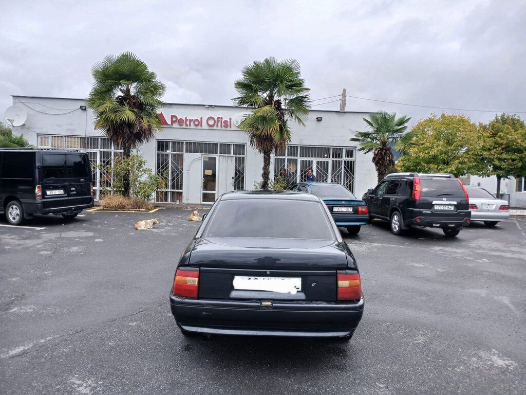 Opel Vectra, 2.0 L, 1992 il, 250 000 km — Avtomobillər, Zaqatala (8)