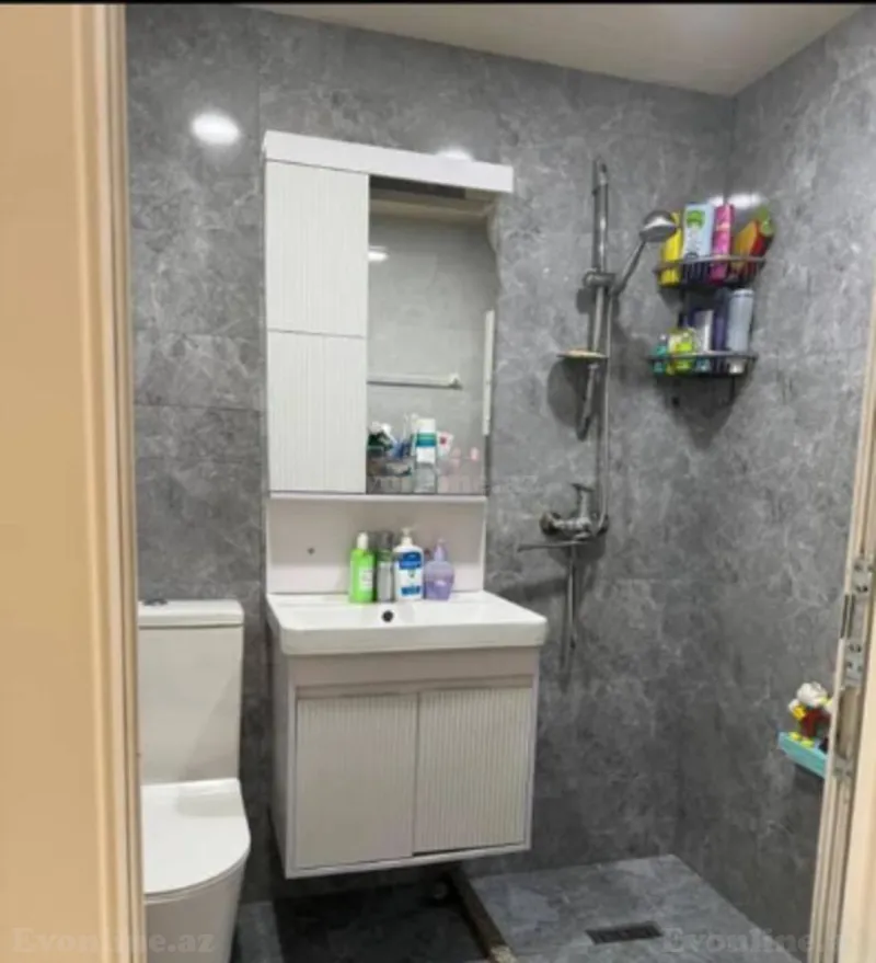 Kirayə verilir 4 otaqlı Mənzil Köhnə tikili 110 m² Bakı, Nərimanov r., Bakmil m — Mənzil, Bakı (5)