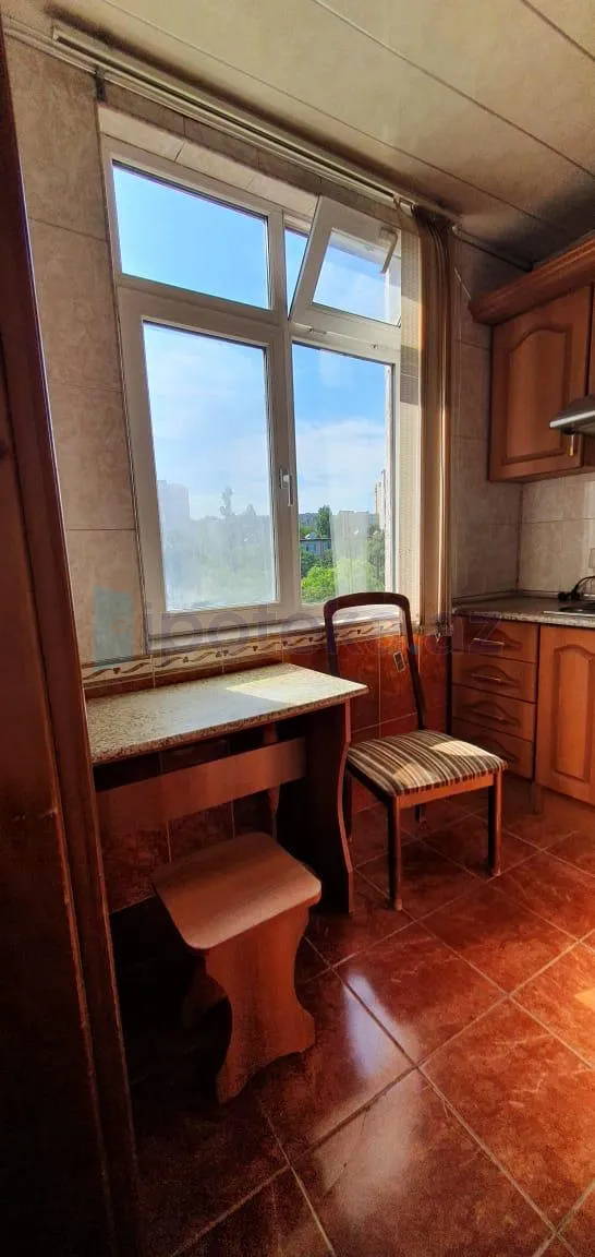 Satılır: 2 Otaq, Köhnə tikili, Nəsimi r., 4-cü mkr q., 50.00 m² — Mənzil, Bakı (7)