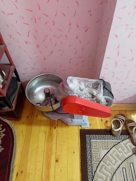 Mikser 400azn yenidir 8 kq xemir yogurur (3415) ehmedli Gunel1 — Bakı