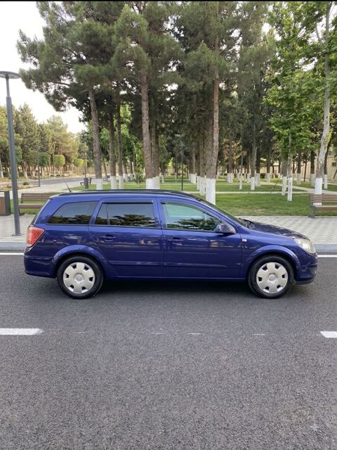 Opel Astra: 1.3 l 2006 il 473723 km Universal — Bakı