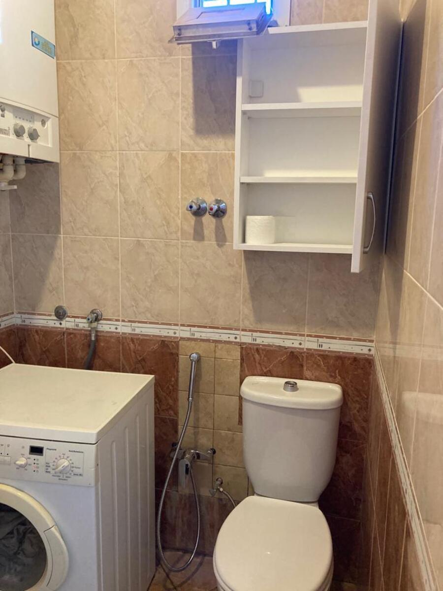 İcarəyə verilir 3 otaqlı köhnə tikili 120 m² — Mənzil, Bakı (10)