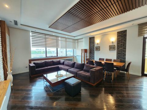 İcarəyə verilir 4 otaqlı yeni tikili 200 m² — Bakı