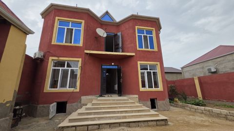 Satılır 4 otaqlı həyət evi/bağ evi 180 m² — Bakı