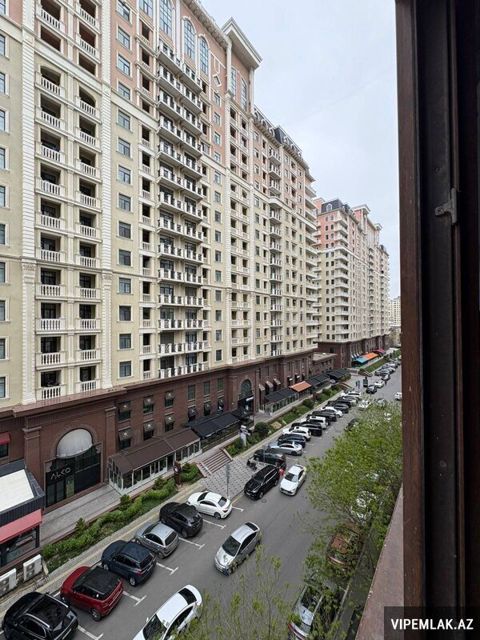 Yasamal rayonunda 4 otaqlı Köhnə tikili Satılır, 110 m² — Bakı