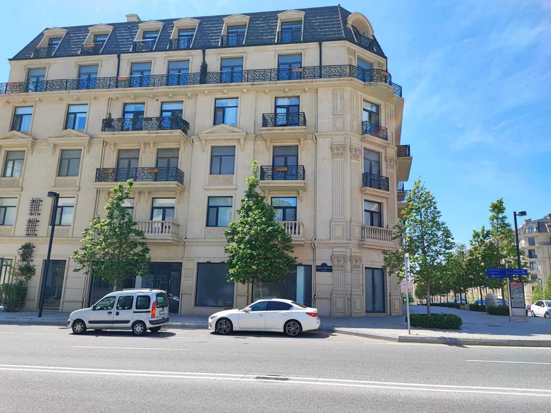 Satılır 3 otaqlı yeni tikili 129 m² — Mənzil, Bakı