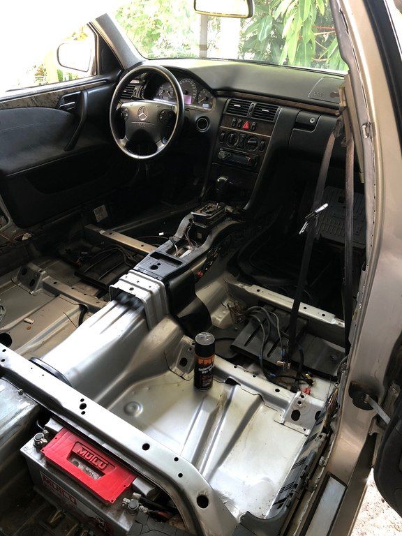 Mercedes E 220, 2.2 L, 2000 il, 354 786 km 10-DO-109 — Avtomobillər, Bərdə (8)