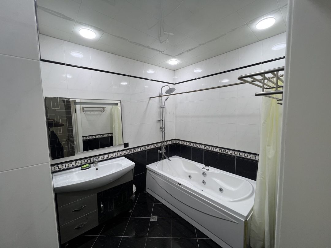 İcarəyə verilir 3 otaqlı yeni tikili 145 m² — Mənzil, Bakı (9)