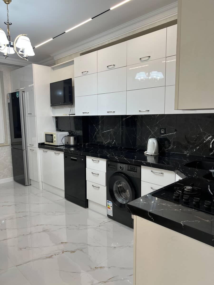 İcarəyə verilir 2 otaqlı yeni tikili 80 m² — Mənzil, Bakı (10)