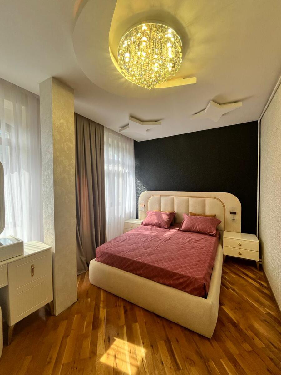 İcarəyə verilir 2 otaqlı köhnə tikili 80 m² — Mənzil, Bakı (9)