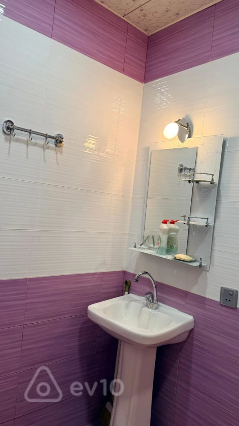 2 otaqlı mənzil, 72 m², Bineqedi rayonu 9 MKR. — kirayə — Mənzil, Bakı (12)