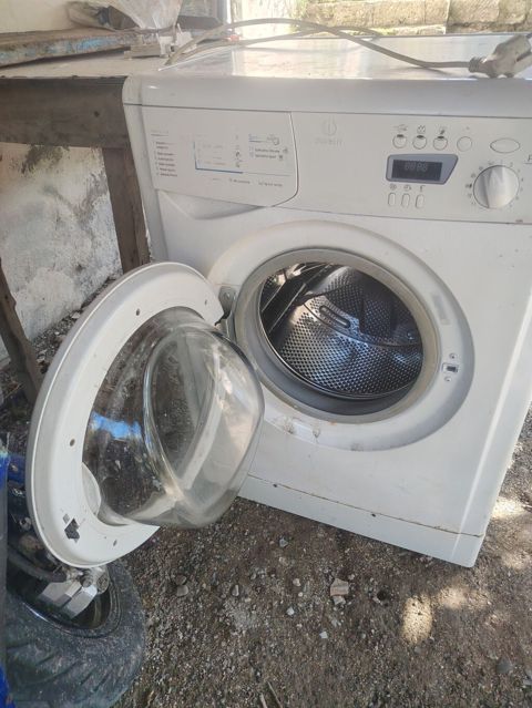 Palatasında problem var25 Azn xərci var 8 km də düzəldirlər Indesit — Bakı