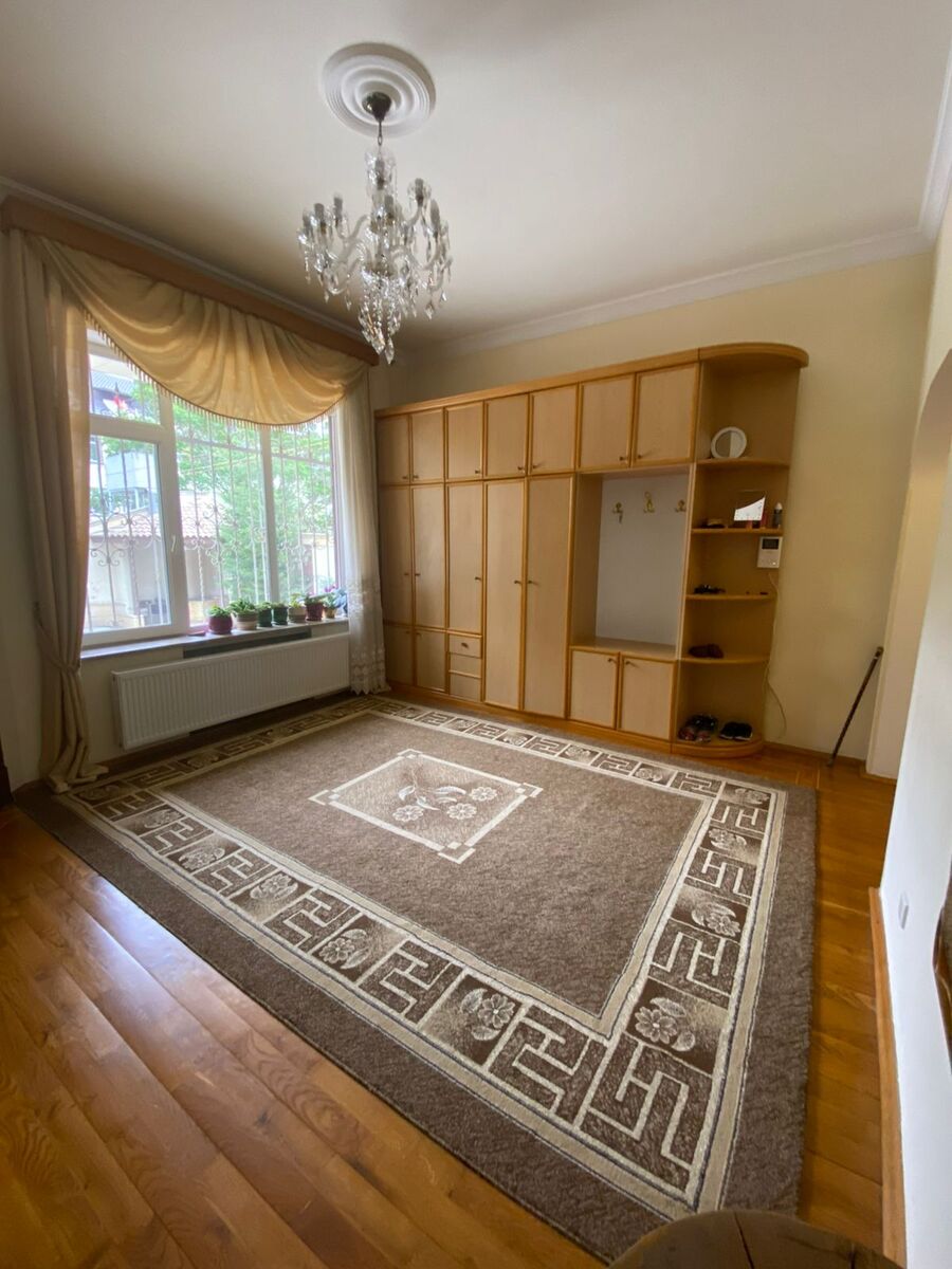 Satılır 7 otaqlı həyət evi/bağ evi 400 m² — Ev, villa, Bakı (10)