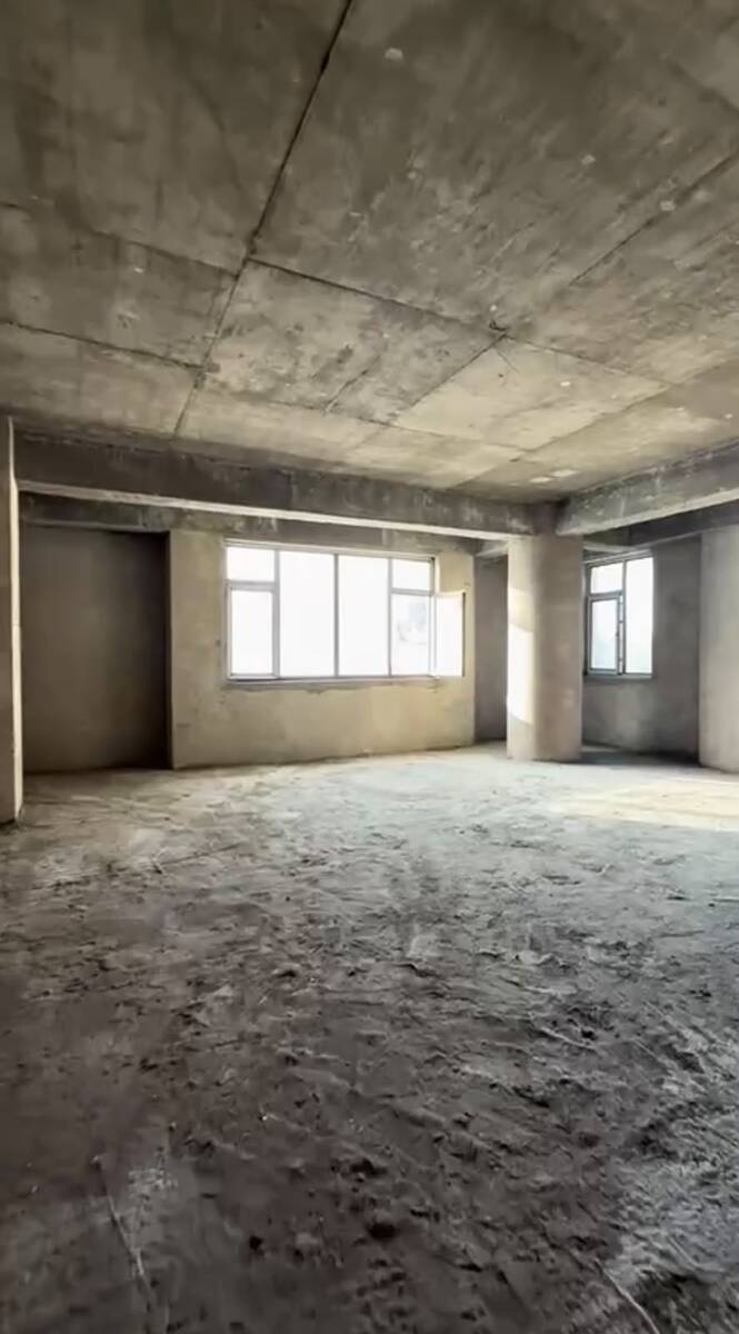 Satılır 4 otaqlı yeni tikili 300 m² — Mənzil, Bakı (2)
