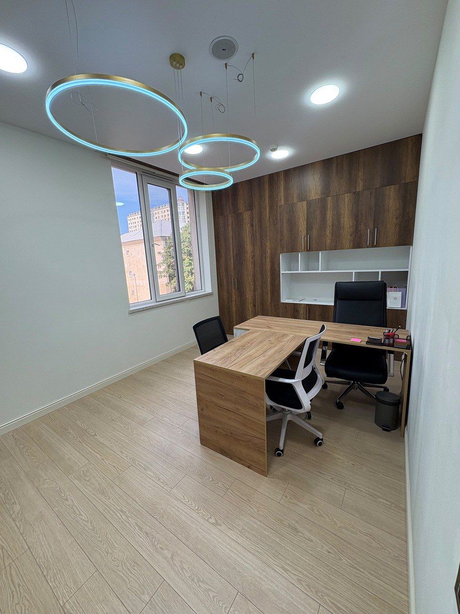 İcarəyə verilir 3 otaqlı ofis 56 m² — Ofis, Bakı
