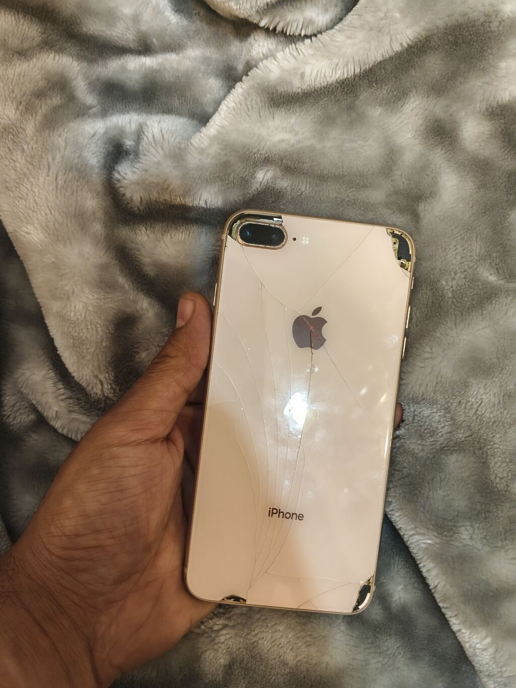 IPhone 8 Plus, 64 GB, Qızılı, Qırıq — Apple iPhone, Bakı (3)