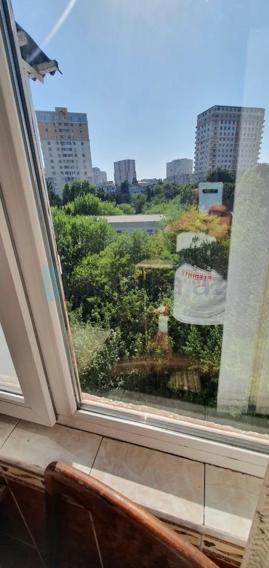 Satılır: 2 Otaq, Köhnə tikili, Nəsimi r., 4-cü mkr q., 50.00 m² — Mənzil, Bakı (12)