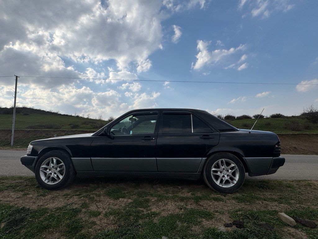 Mercedes 190, 2.0 L, 1991 il, 355 000 km — Avtomobillər, Yardımlı (3)