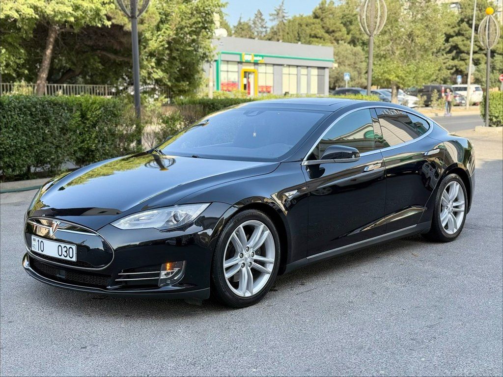 Tesla Model S, 70 kWh, 2016 il, 94 000 km — Avtomobillər, Bakı