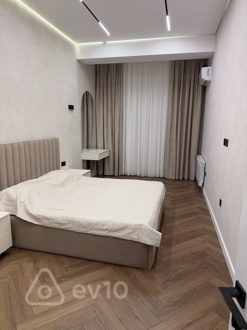 3 otaqlı mənzil, 150 m², Azərbaycan prospekti — kirayə — Mənzil, Bakı (9)