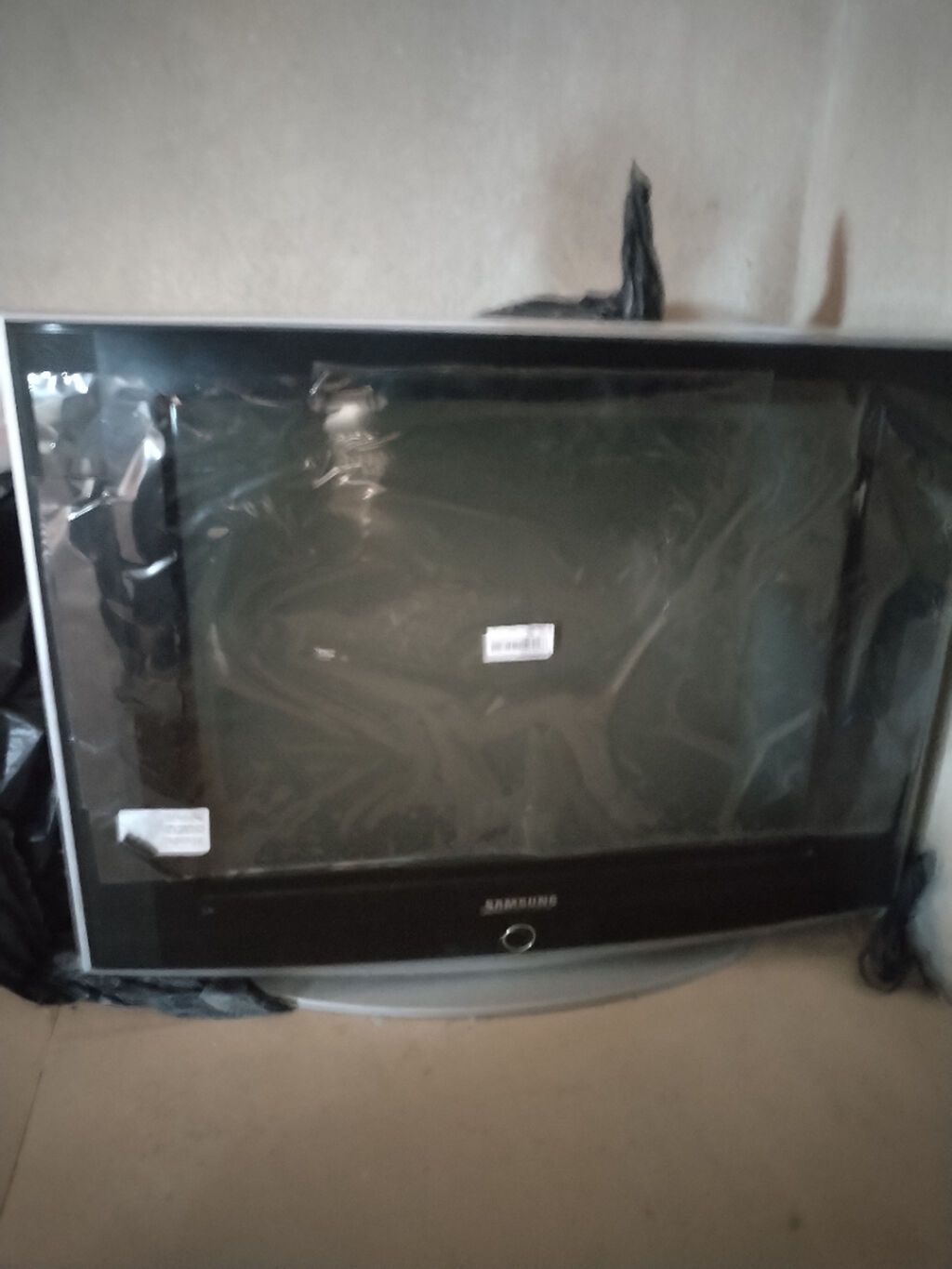 İşlənmiş Televizor Samsung 24" FHD (1920x1080), Ünvandan götürmə — Televizorlar, Novxanı (2)
