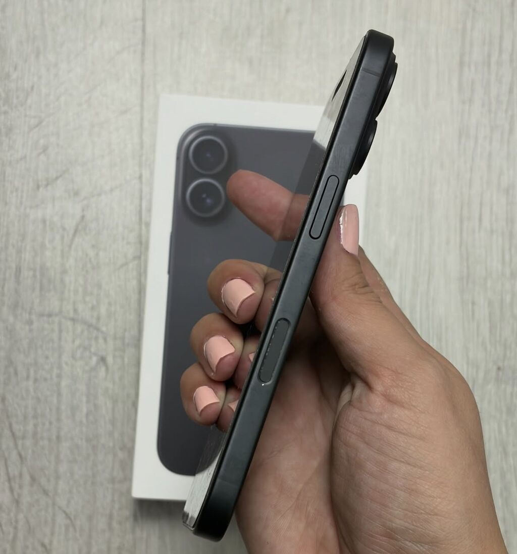 IPhone 16, 128 GB, Qara, Zəmanət, Simsiz şarj, Face ID — Apple iPhone, Bakı (2)