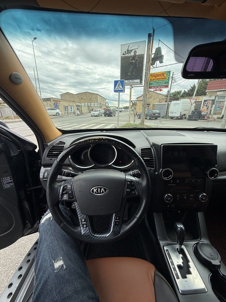 Kia Sorento, 2.0 L, 2011 il, 300 000 km 77-KX-673 — Avtomobillər, Bakı (10)
