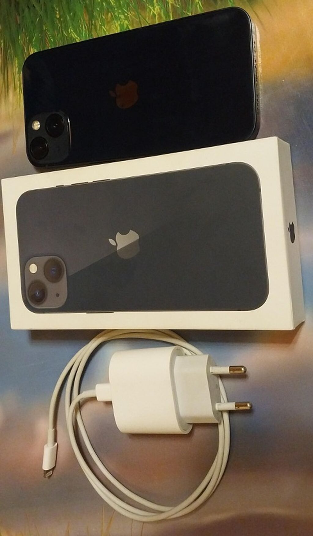 IPhone 13, Qara, Simsiz şarj — Apple iPhone, Masallı