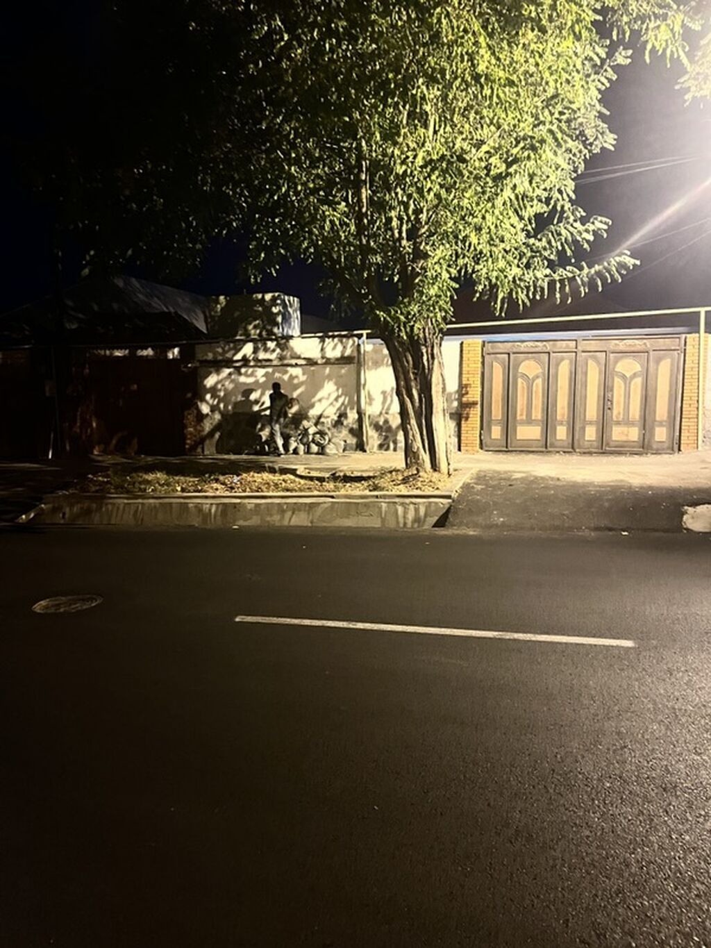 Yataq otağı dəsti – klassik üslub Tərkib: - 2 qapılı sürgülü şkaf — Yataq otağı mobilya dəstləri, Şəki (7)