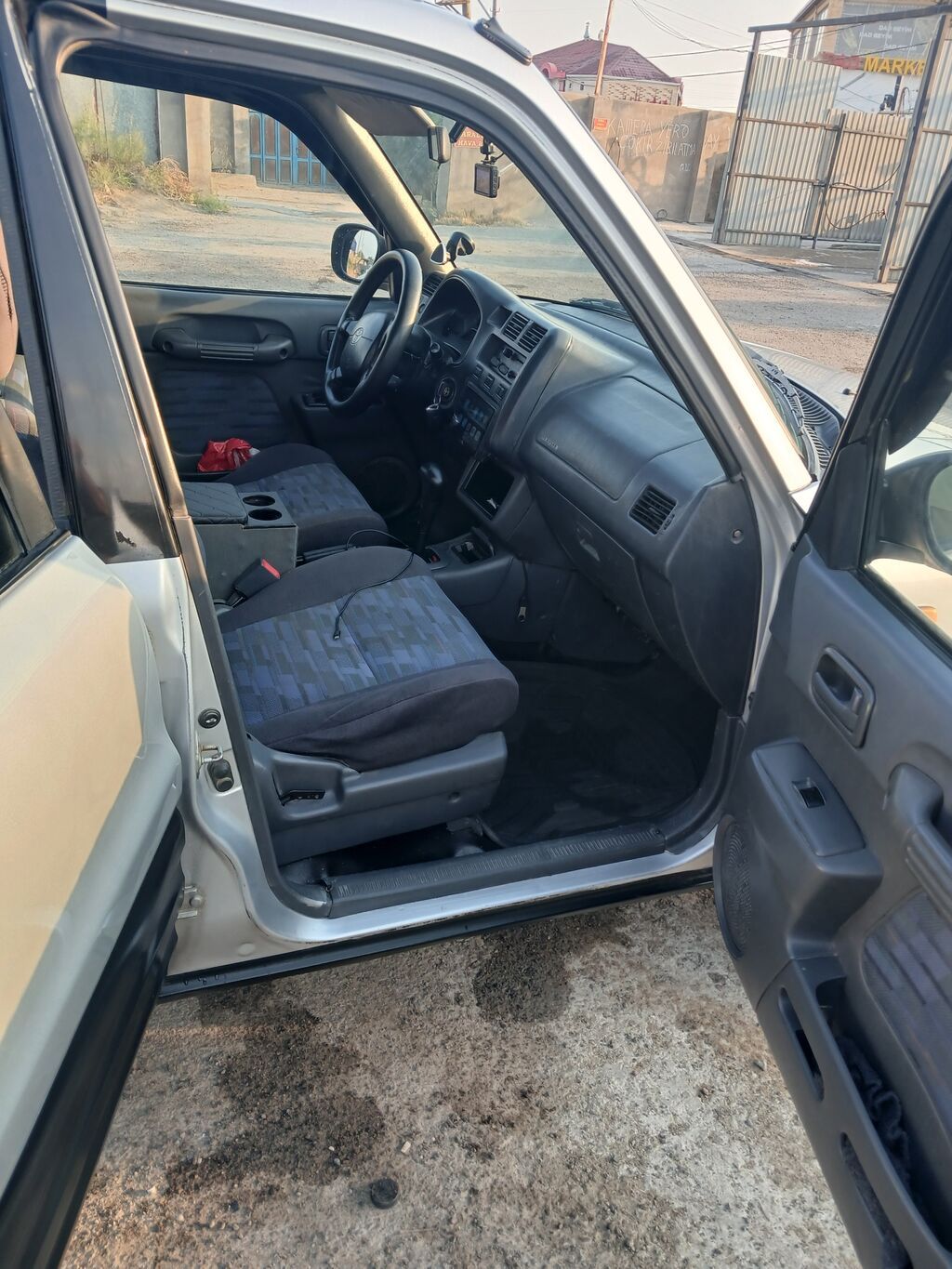 Toyota RAV4: 2 l 1997 il Ofrouder/SUV — Avtomobillər, Bakı (7)