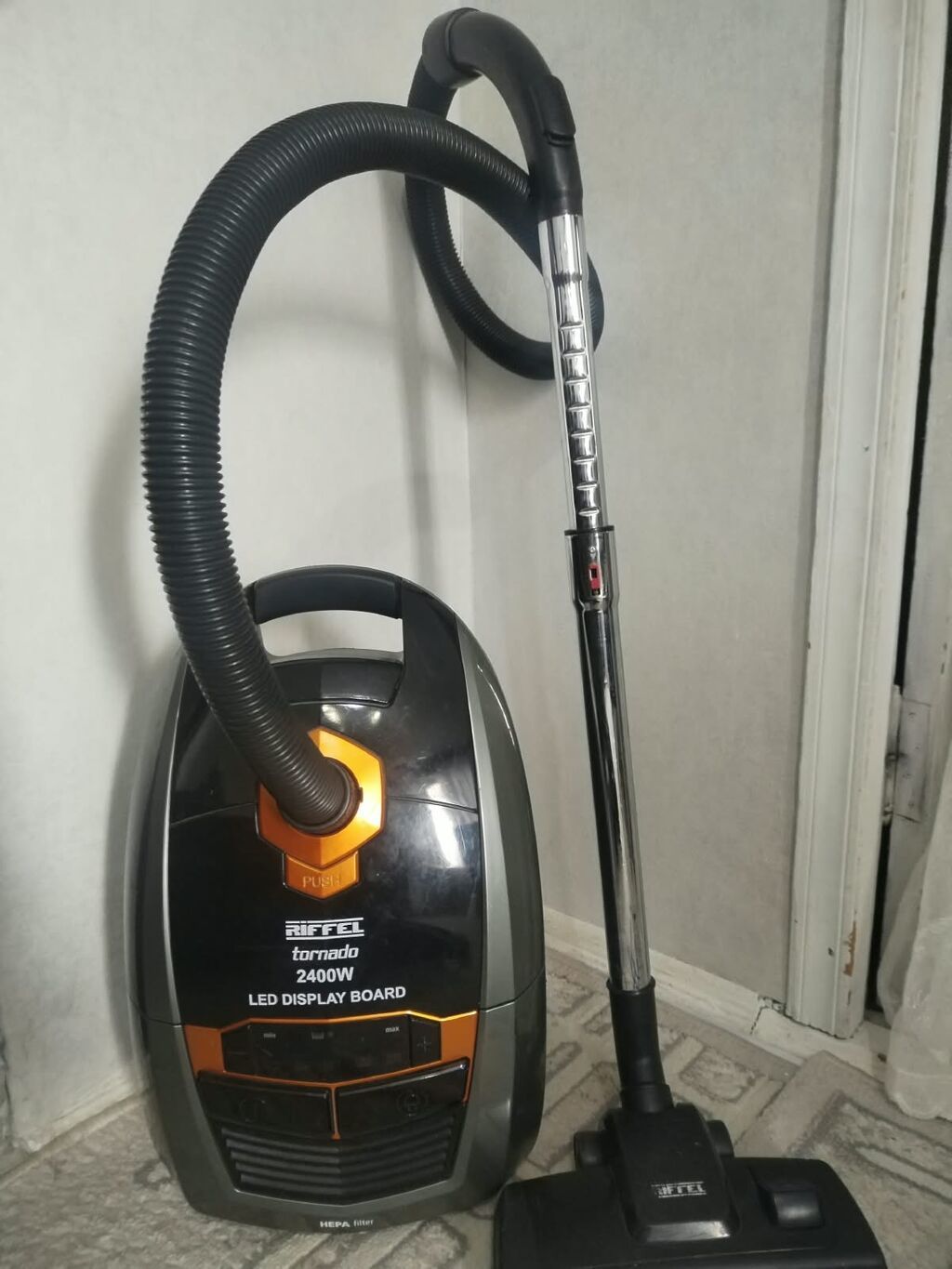 Riffel Tornado tozsoran - Güc: 2400W yüksək sorurma gücü — Tozsoran, Masazır (3)